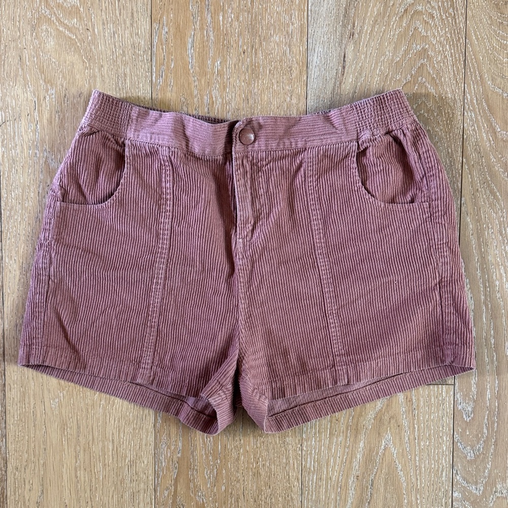 Rusty High-Waist Corduroy Shorts in Dusty Rose